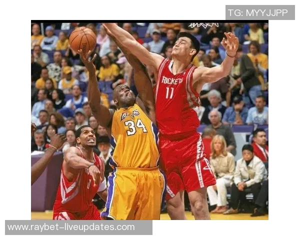 石佛姚明对位之战揭示篮球巨星的对抗与荣耀