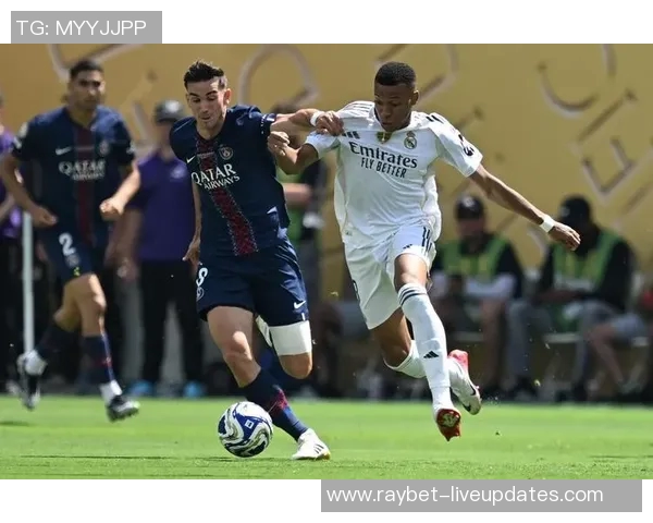 德甲激战：巴黎圣日耳曼狂胜热刺五球引发全场震撼回顾