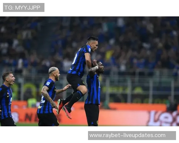 世界杯激战多特蒙德逆转国米帽子戏法引发争议判罚全场沸腾