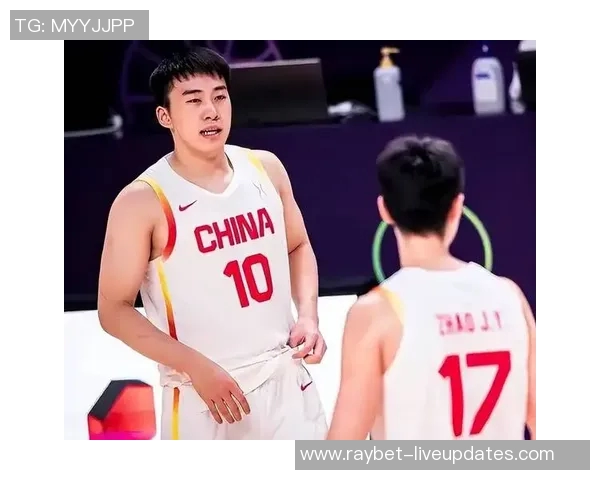 姚明新秀赛季精彩解说回顾与篮球成长之路分析