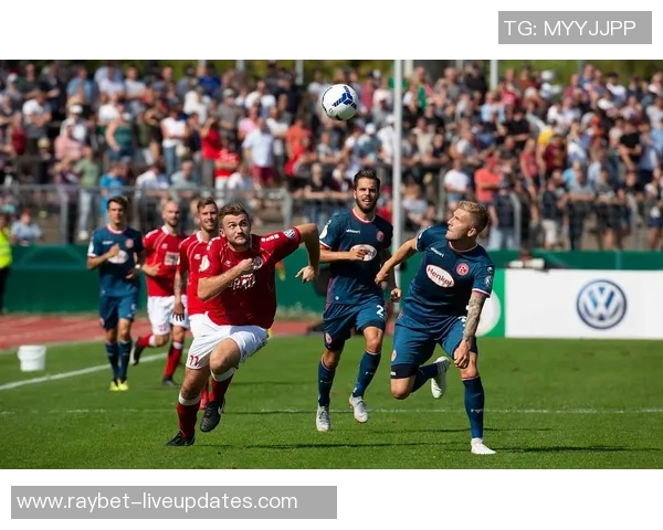 德甲焦点战波尔图逆袭马竞全场沸腾瞬间回顾与分析 德甲焦点战波尔图逆袭马竞全场沸腾瞬间回顾与分析