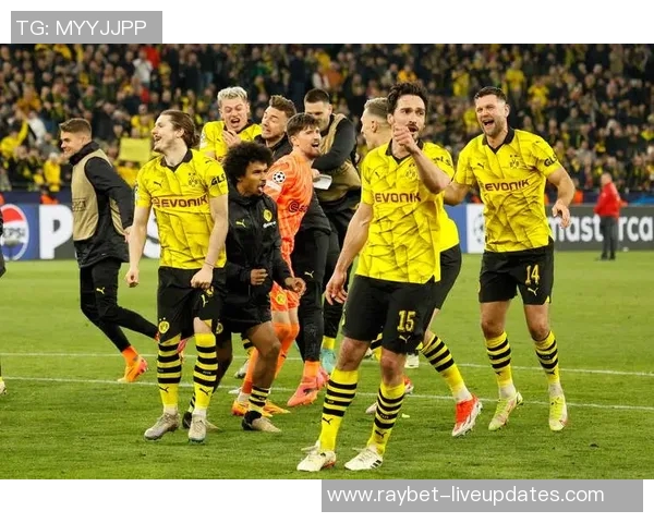 欧冠激战：多特蒙德逆转波尔图绝杀时刻引发全场狂欢与数据分析