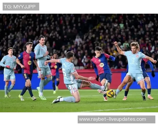 世界杯精彩对决巴萨狂胜曼城五球大捷乌龙球成比赛转折点