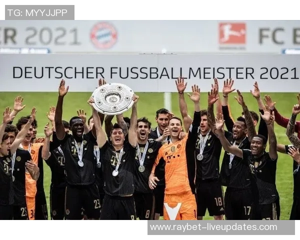 德甲激战拜仁险胜巴黎神扑成关键瞬间赛后深度解析